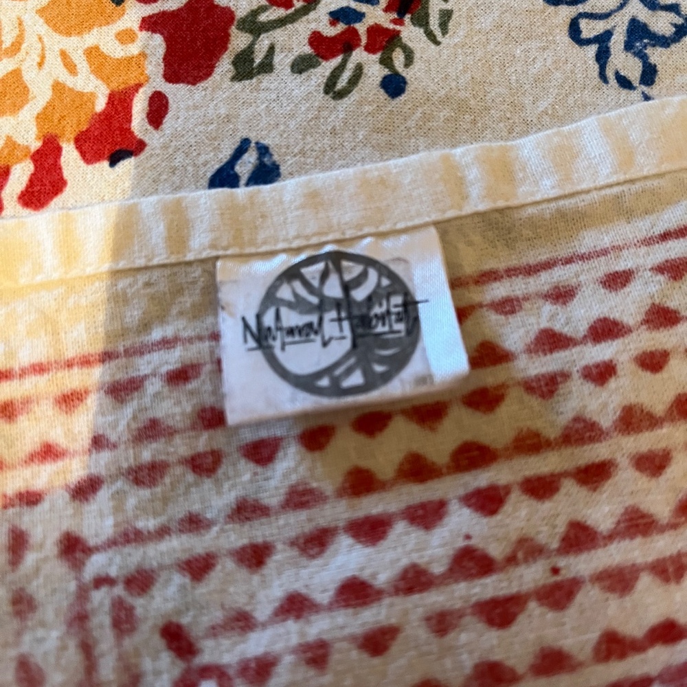 Natural Habitat tablecloth. - Picture 6 of 6